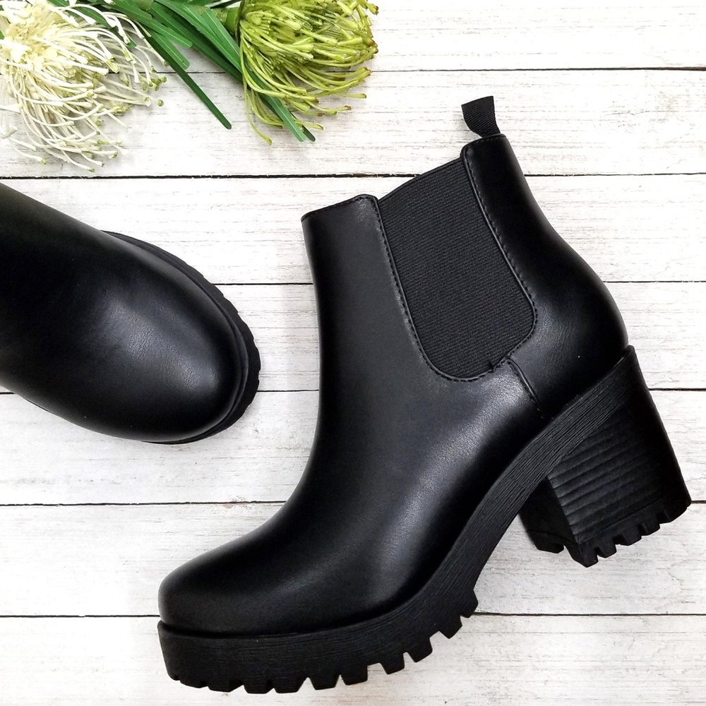 New Black Chelsea Lug Combat Ankle Boots Booties - Picture 1 of 3
